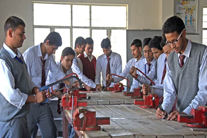 Shivalik College of Engineering campus in Dehradun, Uttarakhand, India — photo 6