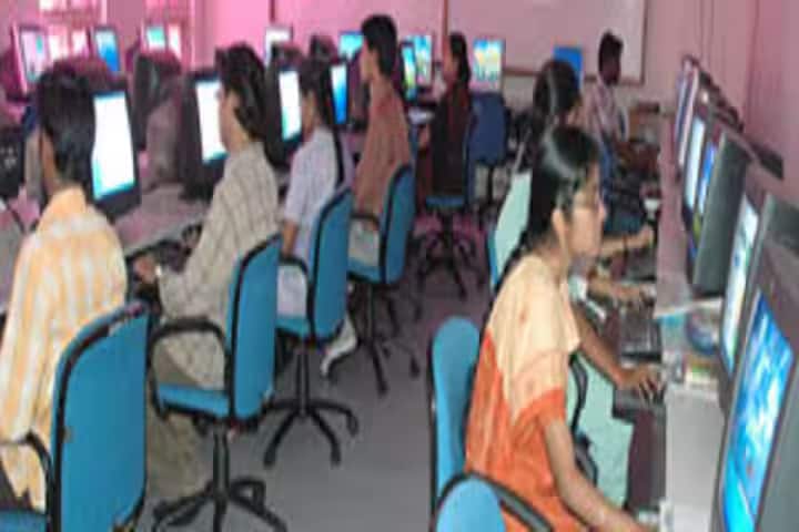 Ramdhari Smarak Mahavidyalaya campus in Mau, Uttar Pradesh, India — photo 3