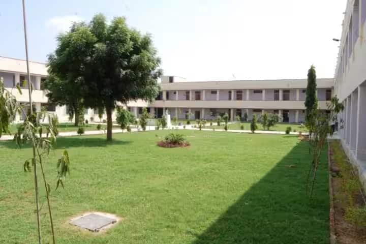 Government College campus in Gangapur City, Rajasthan, India — photo 2