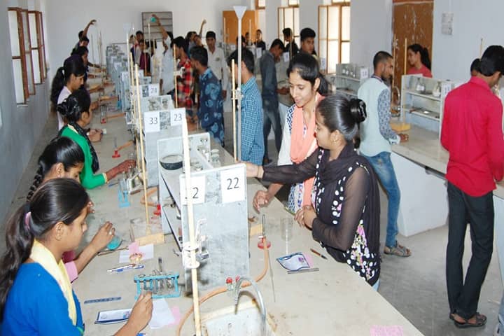 Mahatma Gandhi PG College campus in Sikar, Rajasthan, India — photo 2