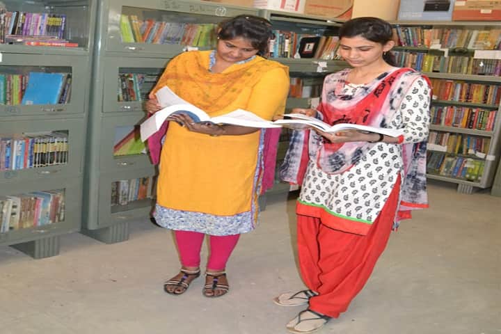 Mahatma Gandhi PG College campus in Sikar, Rajasthan, India — photo 4