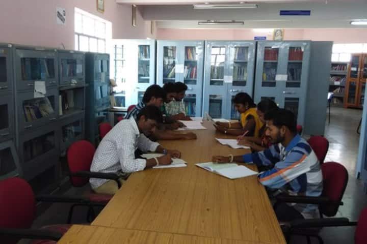 Vedavathi Government First Grade College campus in Hiriyur, Karnataka, India — photo 2