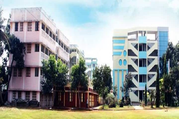TSR and TBK Degree College campus in Visakhapatnam, Andhra Pradesh, India — photo 1
