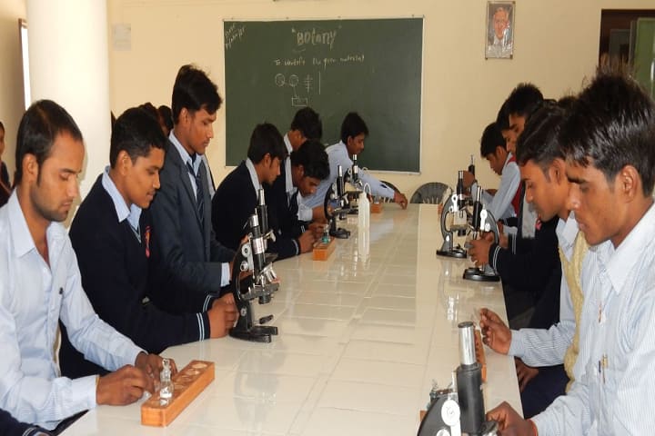 Swami Dayanand PG Degree College campus in Bareilly, Uttar Pradesh, India — photo 2