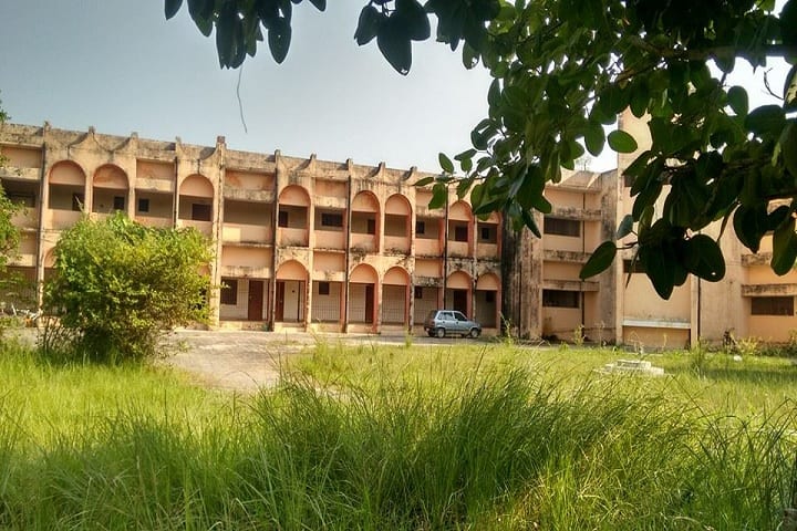 Shaheed Hira Singh Government Degree College campus in Chandauli, Uttar Pradesh, India — photo 2