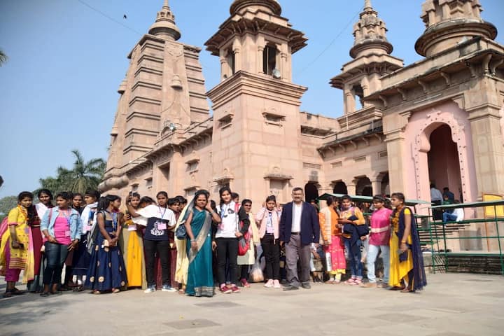 Upendra Jeet Singh Mahila Mahavidyalay campus in Allahabad, Uttar Pradesh, India — photo 3