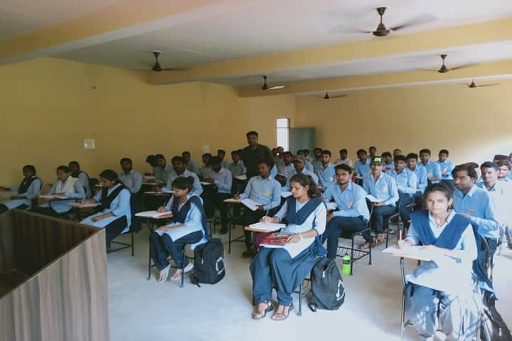 Sainik Degree College campus in Allahabad, Uttar Pradesh, India — photo 2
