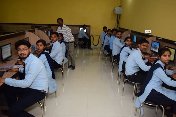 Sainik Degree College campus in Allahabad, Uttar Pradesh, India — photo 4