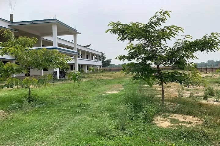 Ramanand Birbal Patel Mahavidyalaya campus in Allahabad, Uttar Pradesh, India — photo 3