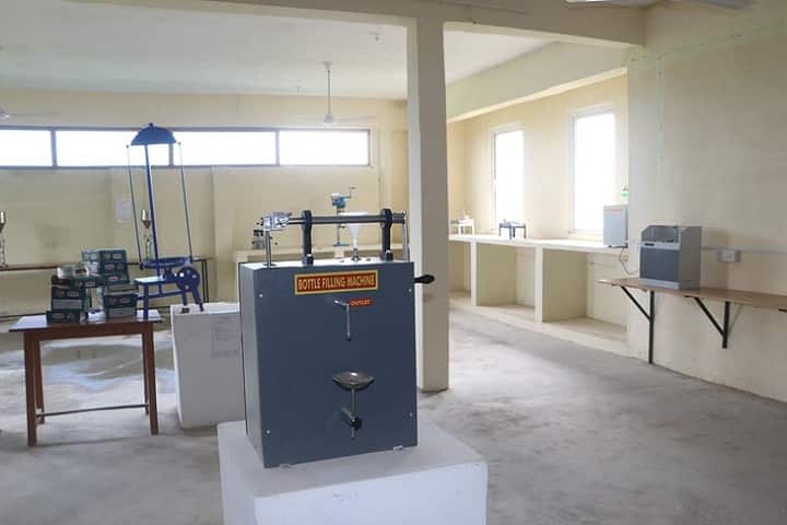 MG Institute of Pharmacy campus in Allahabad, Uttar Pradesh, India — photo 4