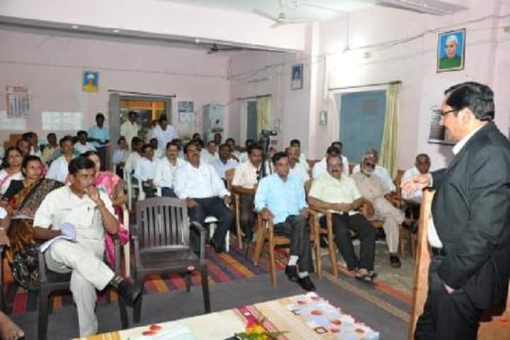 Yogeshwari Education Society's Swami Ramanand Teerth Mahavidyalaya campus in Ambajogai, Maharashtra, India — photo 5