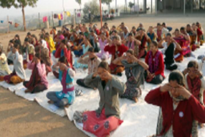 Tribal Education Society's Arts Commerce and Science Mahila Mahavidyalaya campus in Nandurbar, Maharashtra, India — photo 6