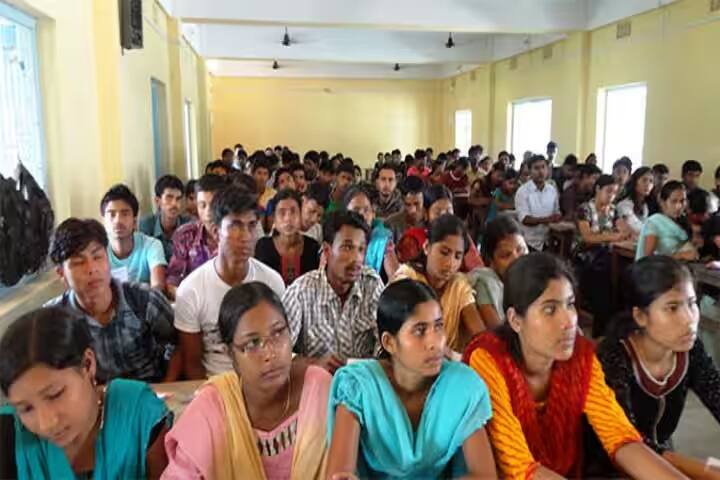 Sukanta Mahavidyalaya campus in Jalpaiguri, West Bengal, India — photo 3