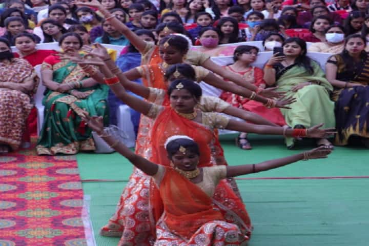 Dwarika Prasad Vipra PG College campus in Bilaspur, Chhattisgarh, India — photo 6