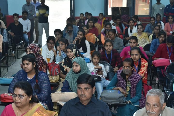 Ram Swaroop Gram Udyog PG College campus in Kanpur Dehat, Uttar Pradesh, India — photo 4