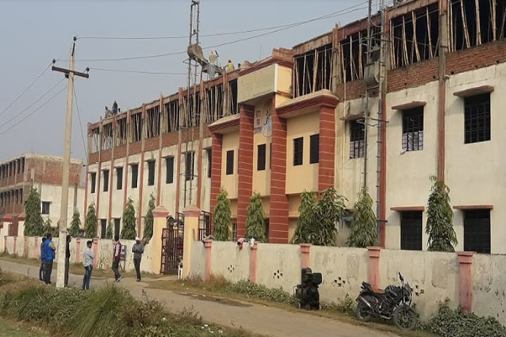 Sri Gurukul Mahavidyalaya campus in Gorakhpur, Uttar Pradesh, India — photo 1