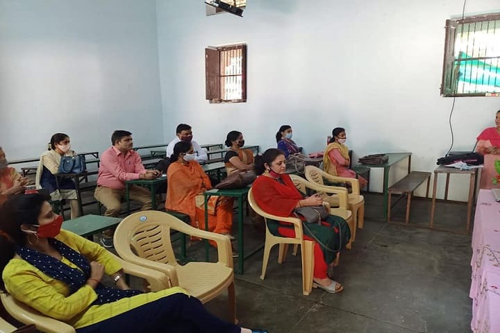 Arya Kanya Mahavidyalaya campus in Jhansi, Uttar Pradesh, India — photo 4