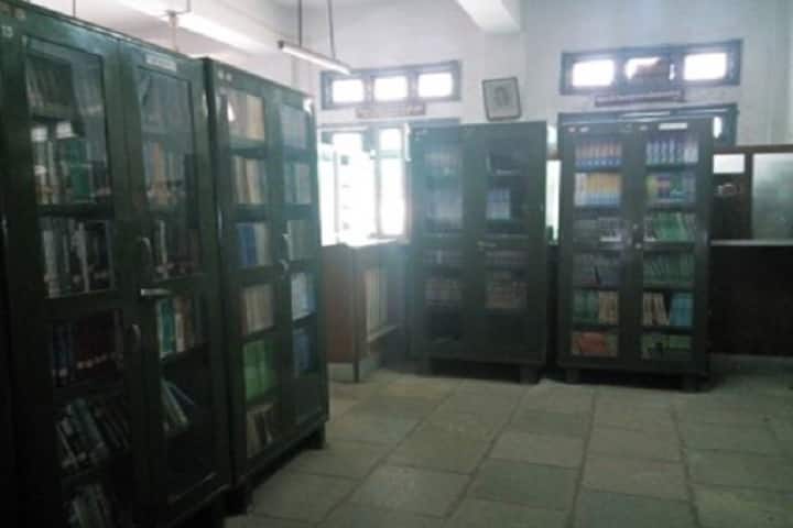 Government Madhav Science PG College campus in Ujjain, Madhya Pradesh, India — photo 5