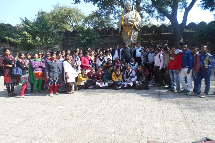 Devi Rukmani Mahavidhyalay campus in Khargone, Madhya Pradesh, India — photo 6
