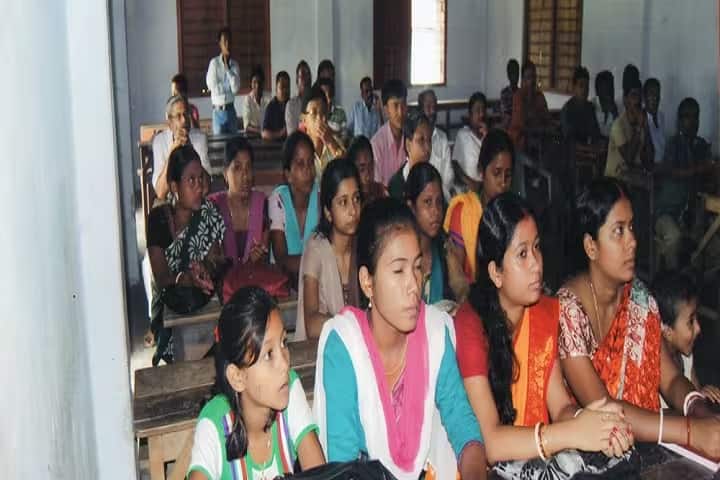 Lilabati Mahavidyalaya campus in Jateshwar, West Bengal, India — photo 3