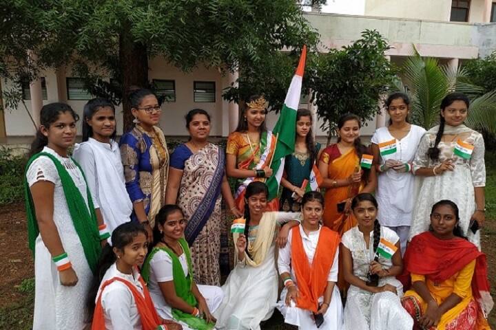 Government First Grade Women's College campus in Davanagere, Karnataka, India — photo 5