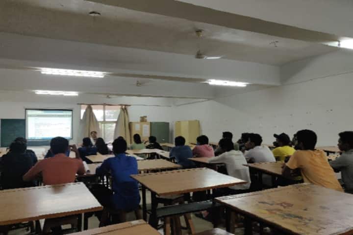SAL Engineering and Technical Institute campus in Ahmedabad, Gujarat, India — photo 1