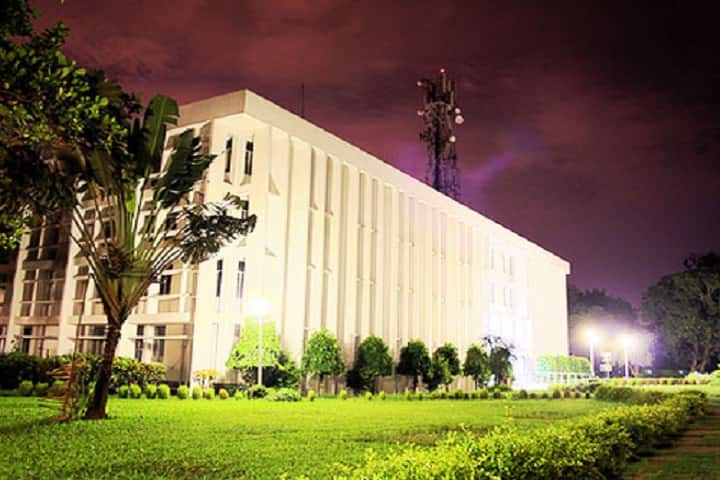 IIM Calcutta campus in Kolkata, West Bengal, India — photo 5