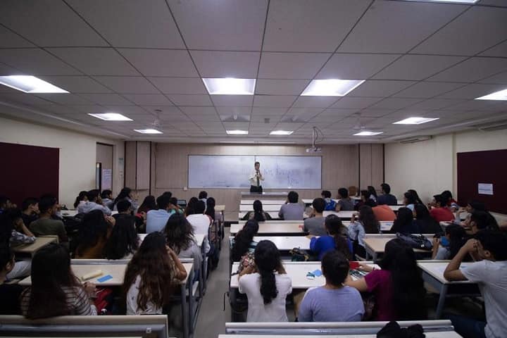 NM College of Commerce and Economics campus in Mumbai, Maharashtra, India — photo 2