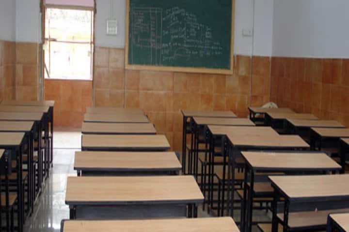 Chembur Trombay Education Society's NG Acharya and DK Marathe College of Arts Science and Commerce campus in Mumbai City, Maharashtra, India — photo 2