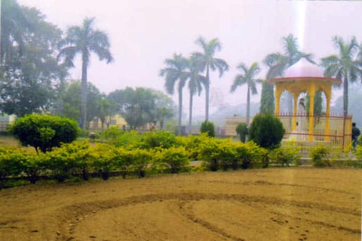 Pt Mahadev Shukla Krishak PG College campus in Basti, Uttar Pradesh, India — photo 2