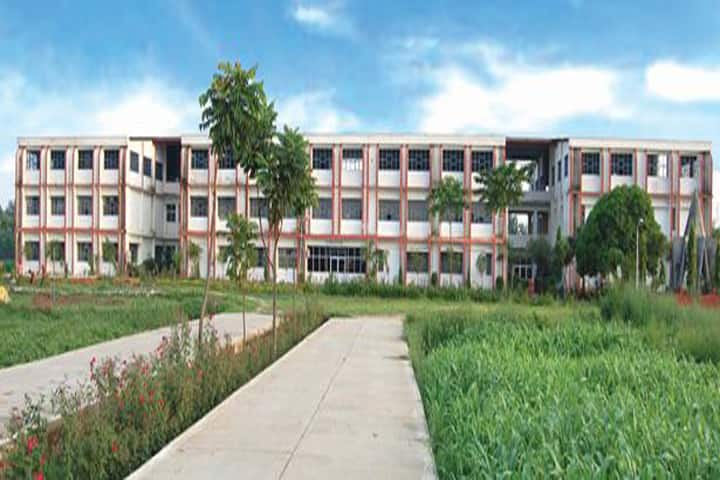 Adarsh Vijendra Institute of Pharmaceutical Sciences campus in Saharanpur, Uttar Pradesh, India — photo 1