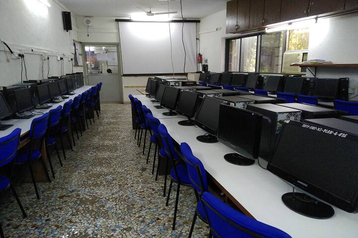 Rizvi College of Arts Science and Commerce campus in Mumbai, Maharashtra, India — photo 4