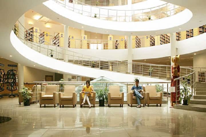 ISB Hyderabad campus in Hyderabad, Telangana, India — photo 3