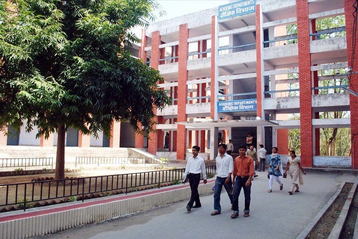 KNIT Sultanpur campus in Sultanpur, Uttar Pradesh, India — photo 1