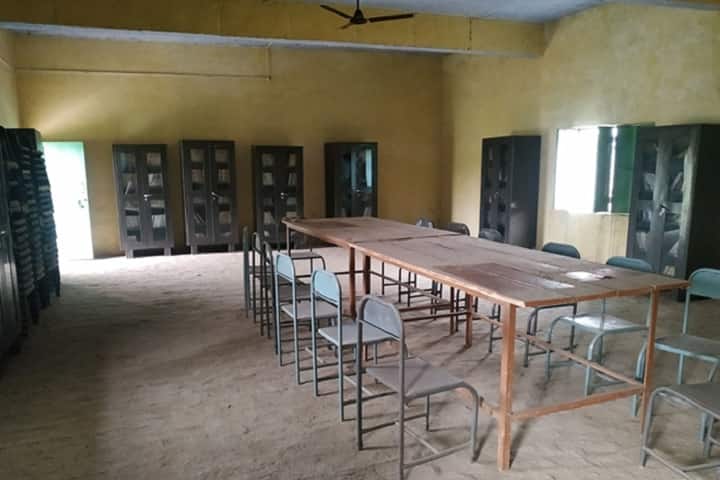 Sri Puttulal Memorial Mahavidyalaya campus in Farrukhabad, Uttar Pradesh, India — photo 2