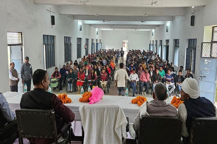 Ram Sajivan Singh PG College campus in Kaushambi, Uttar Pradesh, India — photo 5