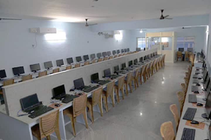 Shri Gnanambica Degree College campus in Madanapalle, Andhra Pradesh, India — photo 6
