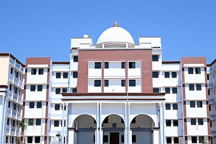 Atal Bihari Vajpayee Vishwavidyalaya campus in Bilaspur, Chhattisgarh, India — photo 2