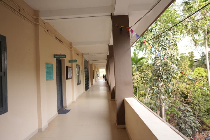 Government College campus in Mokeri, Kerala, India — photo 2