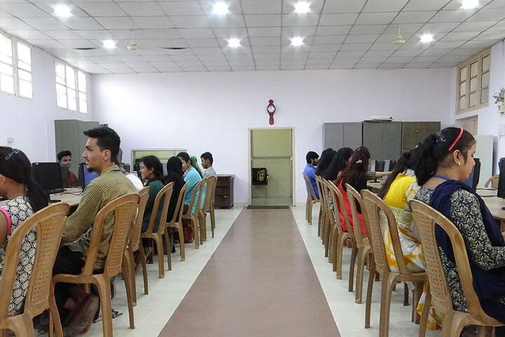 Saifia College of Science campus in Bhopal, Madhya Pradesh, India — photo 5