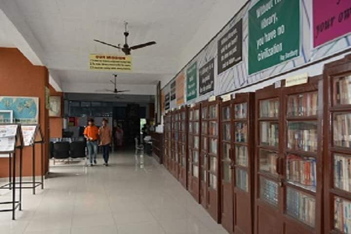 Gujranwala Guru Nanak Khalsa College campus in Ludhiana, Punjab, India — photo 3