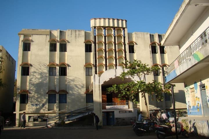 Takshashila Mahavidyalaya campus in Amravati, Maharashtra, India — photo 2