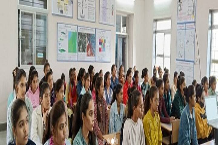 Maharana Pratap Government PG College campus in Chittorgarh, Rajasthan, India — photo 3