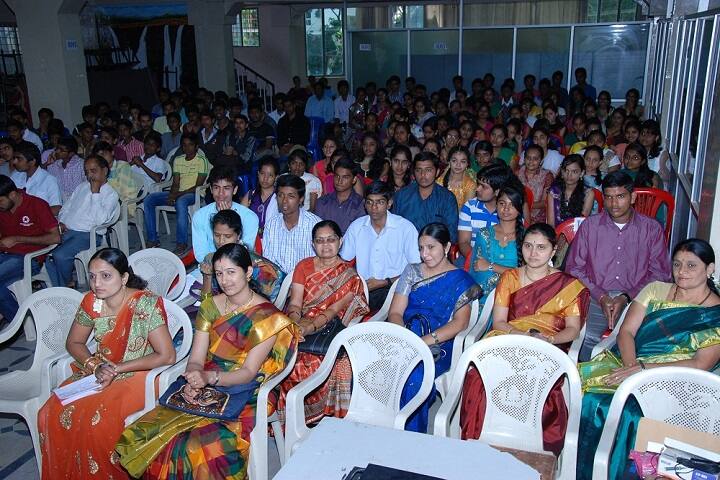 Sri Lakshmi Hayagreeva Institute of Science Commerce and Management campus in Mysuru, Karnataka, India — photo 3