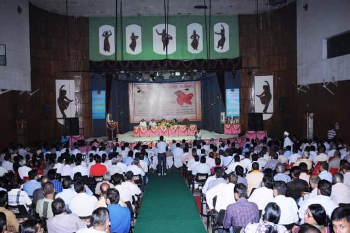 Madhav Shiksha Mahavidyalaya campus in Gwalior, Madhya Pradesh, India — photo 3