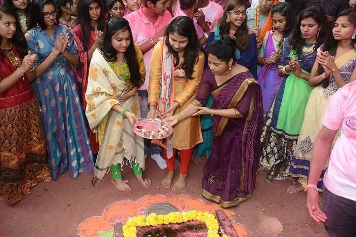 Shri Bhikhabhai Patel Arts College campus in Anand, Gujarat, India — photo 4