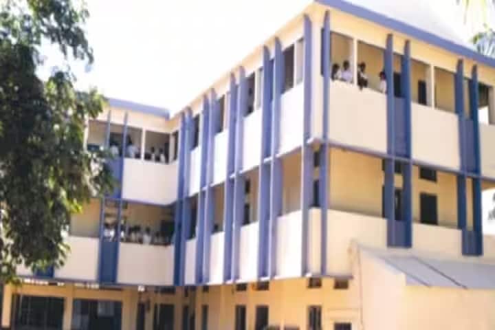 KSS Arts Commerce and Science College and PG Centre campus in Gadag-Betigeri, Karnataka, India — photo 1