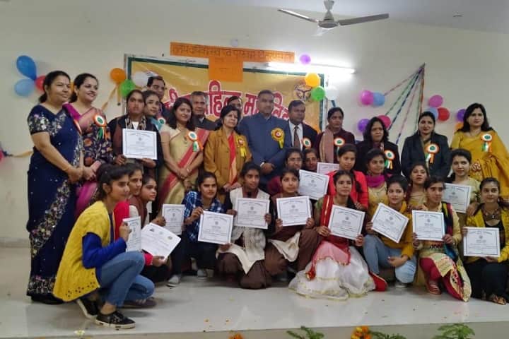 Rajkiya Mahila Mahavidyalaya campus in Meerut, Uttar Pradesh, India — photo 3