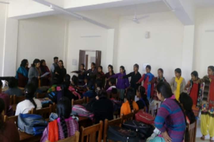 Rajkiya Mahila Mahavidyalaya campus in Meerut, Uttar Pradesh, India — photo 4