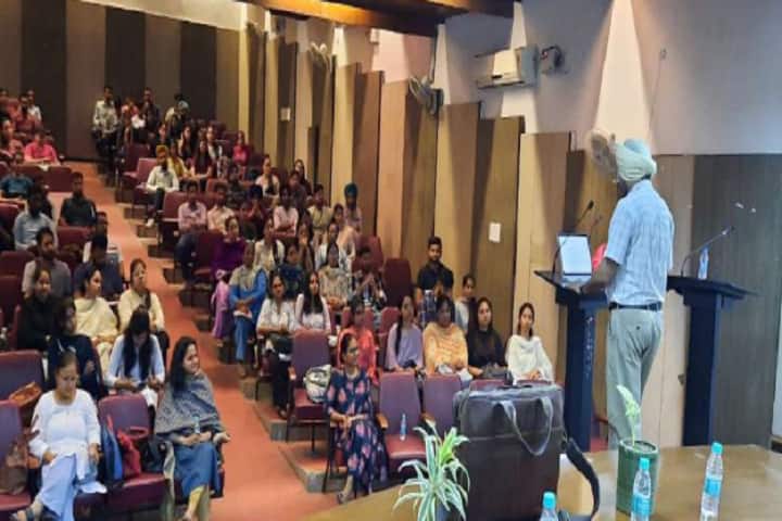USOL Chandigarh campus in Chandigarh, India — photo 1